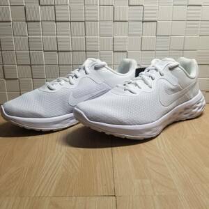 送料無料・新品未使用！！ナイキ NIKE ランニングシューズ スニーカー / レボリューション 6 NN / 白 ホワイト 25.5ｃｍ