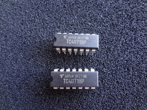 Toshiba製　TC4071BP (Quad 2-Input OR Gate )　２個セット 