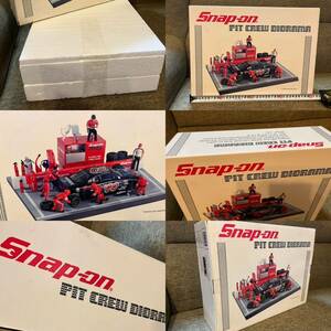 スナップオン ピットクルージオラマ snap-on snapon 1/24スケール ガレージ 整備士 f1 f-1 サーキット