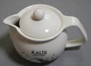 ★未使用　KALDI　カルディ　猫　ネコ　ティーポット　３００ml★