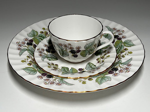 【瑞】ロイヤルウースター ROYAL WORCESTER LAVINIA　カップ＆ソーサー＋スープ皿