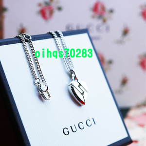 ♪即決♪新品　未使用 GUCCI　グッチ　ノットハートペンダント