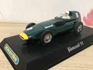 送料無料　1/32 Vanwall f1 クラシックカー スロットカー SCALEXTRIC SLOT CAR