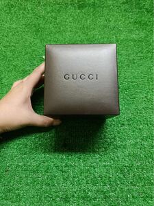 GUCCI 2400L バングルウォッチ　 グッチ 腕時計