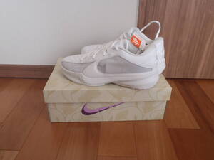 NIKE　ZOOM FREAK 5 ズーム フリーク 5 　27.5ｃｍ