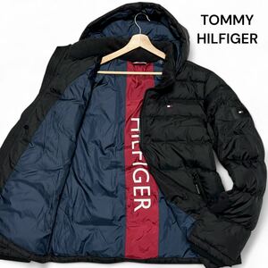 美麗品◎Lサイズ!!トミーヒルフィガー【圧倒的な保温性】TOMMY HILFIGER 中綿 ジャケット ブルゾン ロゴ 刺繍 ブラック×ネイビー◎メンズ