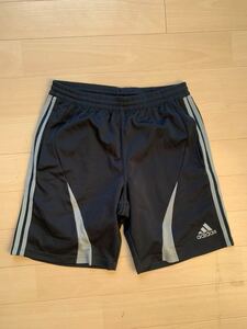 SALE★A adidas サッカーパンツ