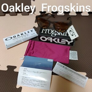 [新品未使用保証書] Oakley サングラス Frogskins②