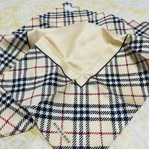 【人気柄】新品/BURBERRY/大判ハンカチ/正規品/バーバリー/綿100%/未使用ブランド/ノバチェック/レディース/女性用/ミニスカーフ定番柄/548