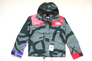 (XS)KAWS x The North Face Retro 1986 Mountain Jacketカウズノースフェイス1986マウンテインジャケットBalsam Green 86 Print