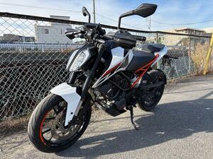 KTM duke125