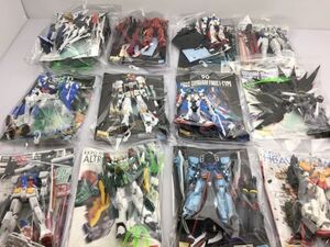 ガンダムプラモデル　完成品　欠品破損あり/ジャンク [M-158]