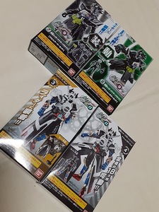 創動 仮面ライダービルド BUILD9 Feat.装動 仮面ライダーエグゼイド＋創動 仮面ライダービルドBUILD11　未開封未使用品4個セット