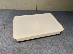 (YGA2388)　タッパーウエア　Tupperware