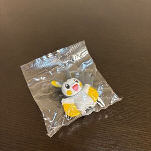 モンコレ 新黄色台紙 M-028 エモンガ 内袋未開封 ポケモン フィギュア ポケットモンスター モンスターコレクション