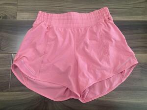 ルルレモン lululemon Hotty Hot High-Rise Lined Short 4" サイズ6 美品☆ ショートパンツ ハイライズ