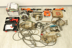 【2個口発送】電動工具まとめ YARD FORCE EARTH MAN MAKITA HITACHI Y3LH C30 P000 AL C15D DM-110 DT-YHC2212 1800 GA-20B_GIR_C0122-I026