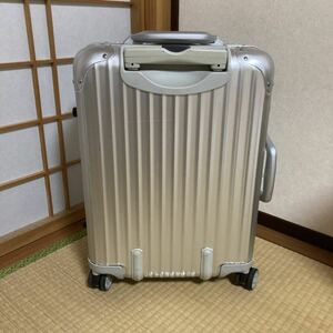 rimowa リモワ　topas トパーズ　cabin トロリー30l TSAロック 両面ディバイダー　機内持ち込み可　932.52