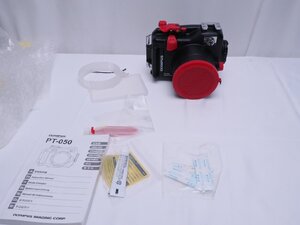 USED オリンパス OLYMPUS PT-050 防水プロテクター 取扱説明書・元箱付き 付属品は画像の通り カメラ用品 [1F-62832]