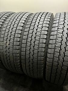 195/80R15 107/105L LT DUNLOP/WINTER MAXX SV01 22年製 スタッドレス 4本 ウィンターマックス ハイエース キャラバン (南6-F256)