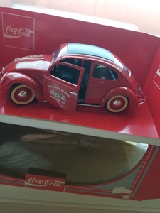 ダイキャスト1/24VW-ビートルコカコーラ未開封