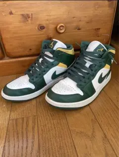 NIKE エアジョーダン1