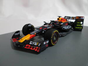 スパーク　1/43　オラクルレッドブル　RB19　No.1　クウェートGP　2023 Winner マックス・フェルスタッペン Pボード付【新品】