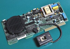 Hayes MICROMODEM IIe 300 bit/s Modem (AppleⅡ) [管理:SA1127]