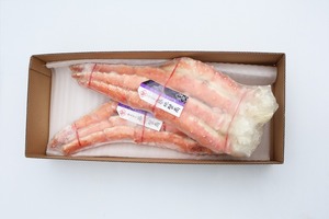 ★数量限定大特価！「超特大９Lサイズ！ボイルタラバガニ シュリンク 」4kg(2kg×2肩) 10kgまで送料一律でお届けします！