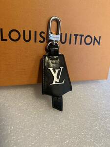 ★人気★ LOUIS VUITTON ヴィトン クロッシュ クレ キーリング 鑑定済 ④