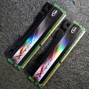 【中古】DDR3メモリ 8GB[4GB2枚組] TEAM Xtreem Dark TXD34096M1600HC9-D [DDR3-1600 PC3-12800] 