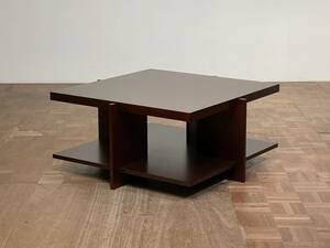 -td636｜MoMAコレクション Cassina 名作 Frank Lloyd Wright 623LEWIS TABLE ウォールナット材｜カッシーナ ルイスセンターテーブルラック