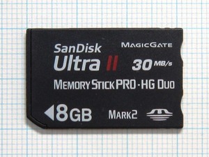 ★SanDisk メモリースティック PRODuo ８ＧＢ 中古 ★送料６３円～