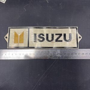 ISUZU エンブレム　いすゞBA BU