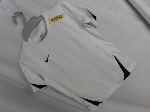 ie-186 ■　Ｎｉｋｅ　■　子供服　Ｔシャツ　半袖　白系　サイズ130　Ｎｉｋｅ　ＦＩＴＤＲＹ半袖Ｔシャツ　訳あり