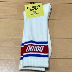 【SNSで話題】品薄 新品 ドンキホーテ グッズ 限定 DONKI ラインソックス ソックス 靴下 ドンペン /ファミマ 企業 スニーカー 26～28㎝ c2