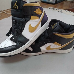 NIKE(ナイキ) AIR JORDAN 1 MID スニーカー27.5cm