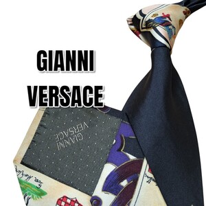 GIANNI VERSACE　ネイビー系　総柄　イタリア製