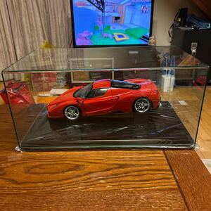 現状品 ディアゴスティーニ エンツォ フェラーリ 1/10 Enzo Ferrari 専用アクリルケース 展示 台座付き DeAGOSTINI 詳細不明 ジャンク扱い