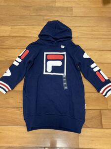 未使用 ★ FILA フィラ フード ロング パーカー サイズ100 キッズ 子供 ★ E591