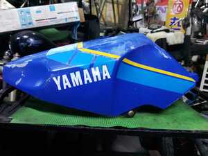 1WG FZR400 タンクカバー　補修ベース