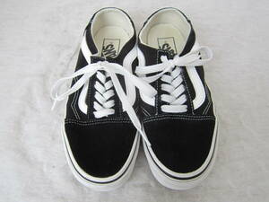 VANS OLD SKOOL MULE（バンズ オールドスクール ミュール）（721356）　黒/白　　22.5㎝ US4.5　　　ok2402B