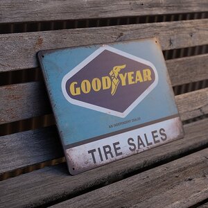 【ブリキ看板】GOODYEAR グッドイヤー タイヤ ナスカー 看板 レトロ風 インテリア インテリア 店舗 カフェ 壁飾り　30cm×20㎝（送料無料）