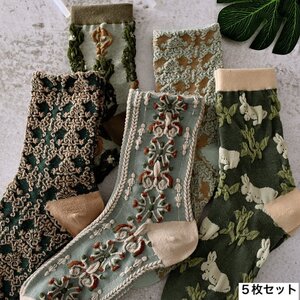 靴下 ソックス 5足セット　くつ下 ハイソックス socks 可愛い 女の子 レディース あったか 防寒 花柄 レトロ 原宿風 サンタクロース