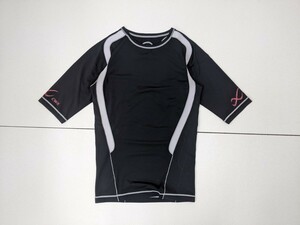 11． CW-X 丸首 ショートスリーブシャツ HAO155 トレーニングウェア メンズL 黒グレーえんじ x704
