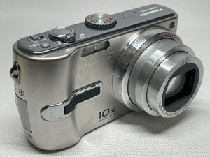 美品　Panasonic　パナソニック　LUMIX　ルミックス　DMC-TZ3　シルバー　デジカメ　撮影例有　b96k96dd303