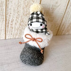 ハンドメイド 雪だるま 黒チェック