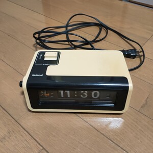 ★ナショナル パタパタ時計 当時物 TG02 National 交流目覚まし時計 ヤング スヤスヤ 昭和レトロ 置時計 松下電工