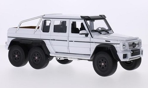 1/24 メルセデス ベンツ ６輪 ゲレンデ 白 ホワイト Mercedes G 63 AMG 6x6 white 1:24 梱包サイズ80