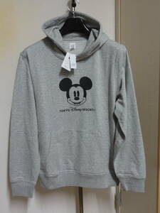 格安特大(胸囲124cm位)7900円未使用タグ付き限定コラボ・GAP(ギャップ)・グレー地・TOKYO DISNEY RESORTミッキープリント付きパーカー L